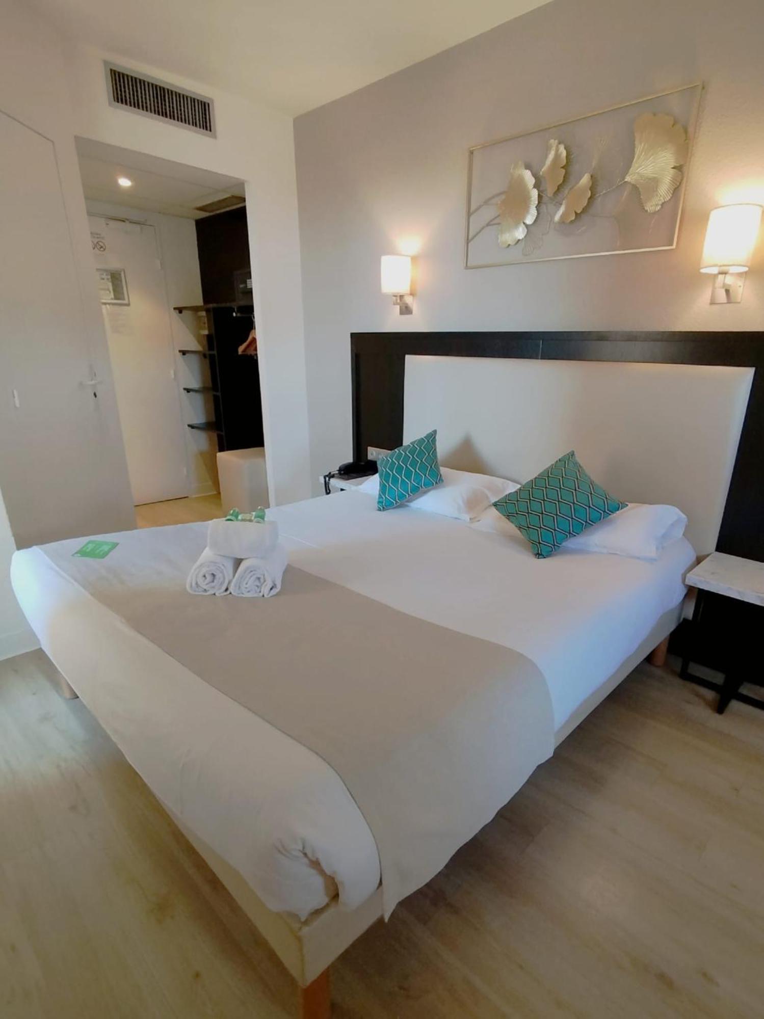 Hotel Le Collier Антиб Экстерьер фото